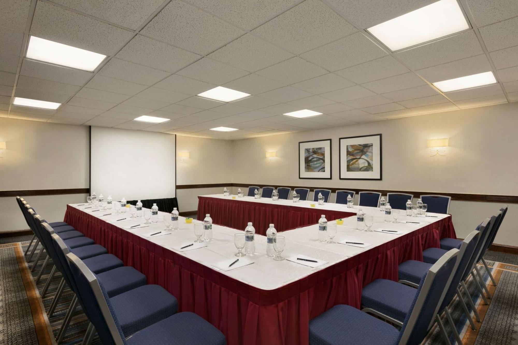 Hilton Long Island/Huntington Hotel Melville Ngoại thất bức ảnh