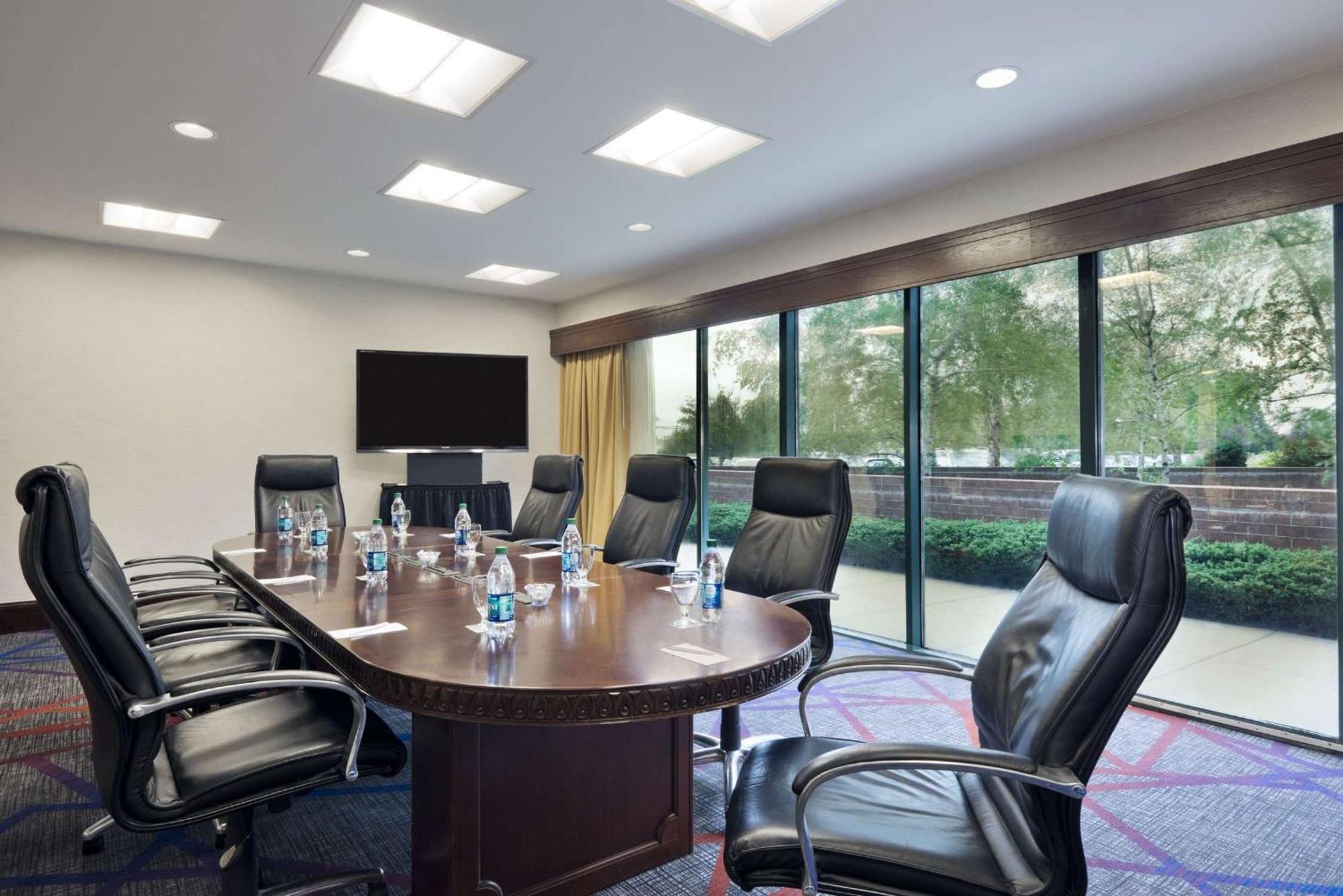 Hilton Long Island/Huntington Hotel Melville Ngoại thất bức ảnh
