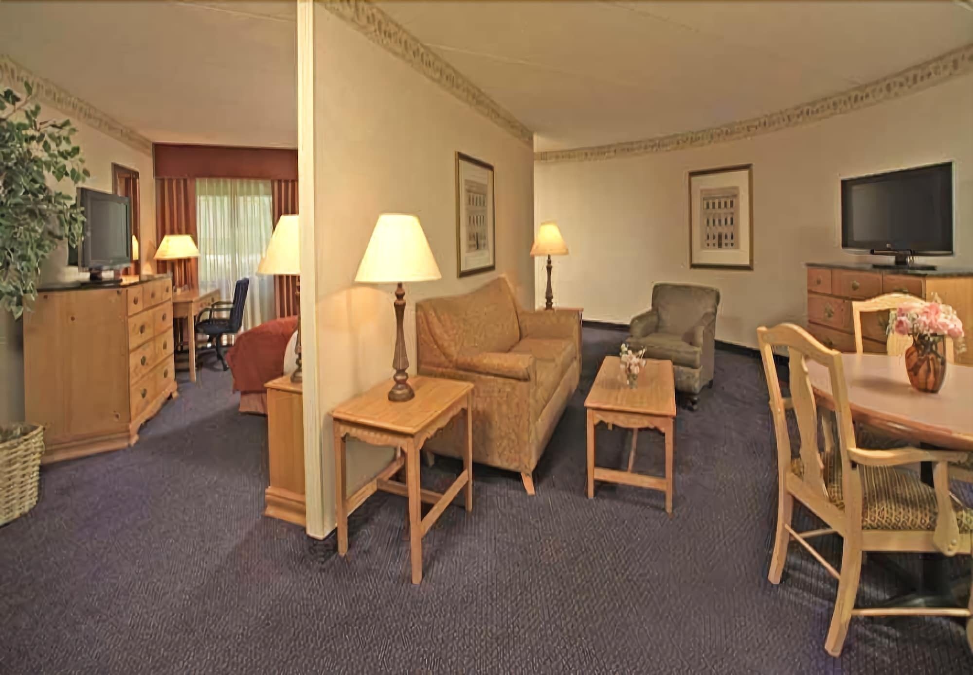 Hilton Long Island/Huntington Hotel Melville Phòng bức ảnh